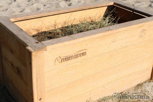 Stallwechsel Pferd Carey Fohlenhof Heutoy Heufresser